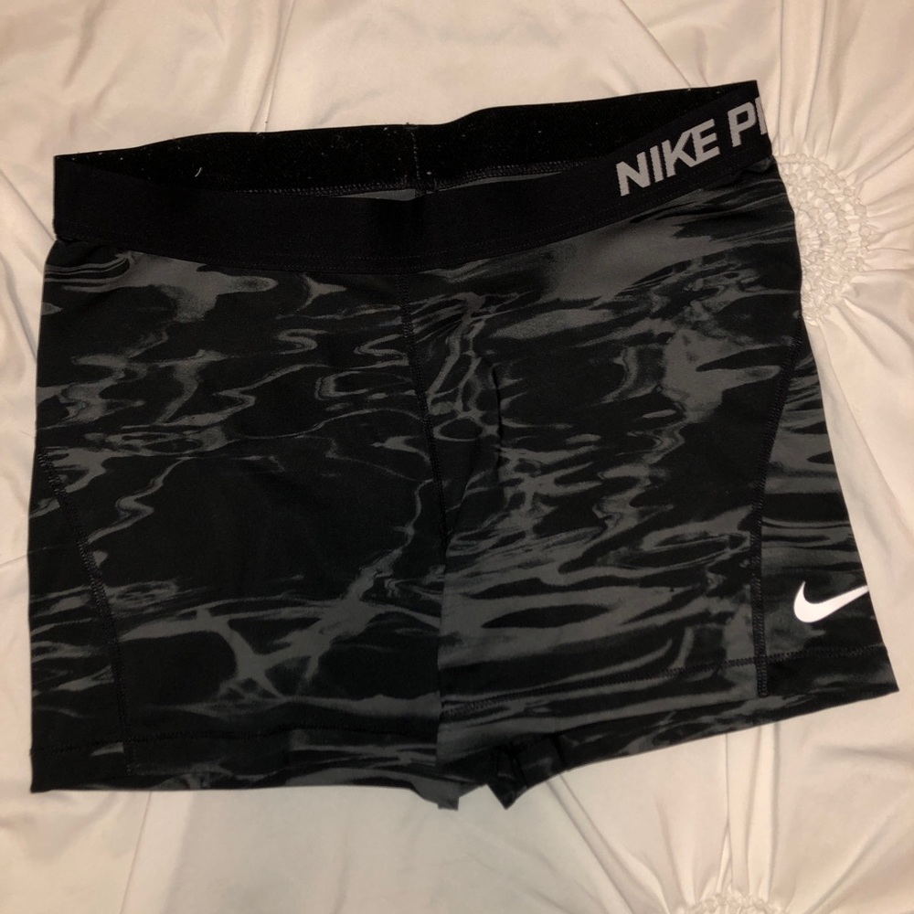 Nike camo spandex!
